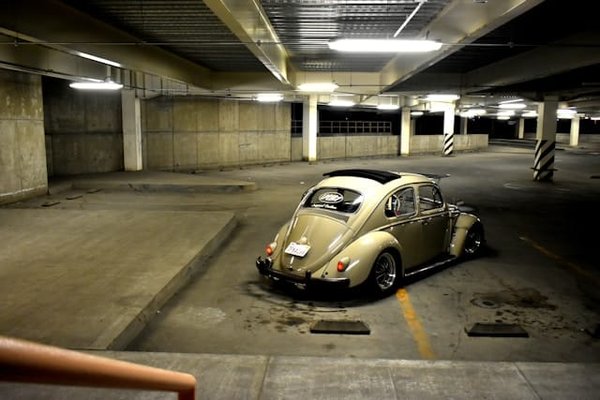 Comment choisir le bon type de dalle pour un garage souterrain ?